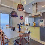 Casa Nanuk - *